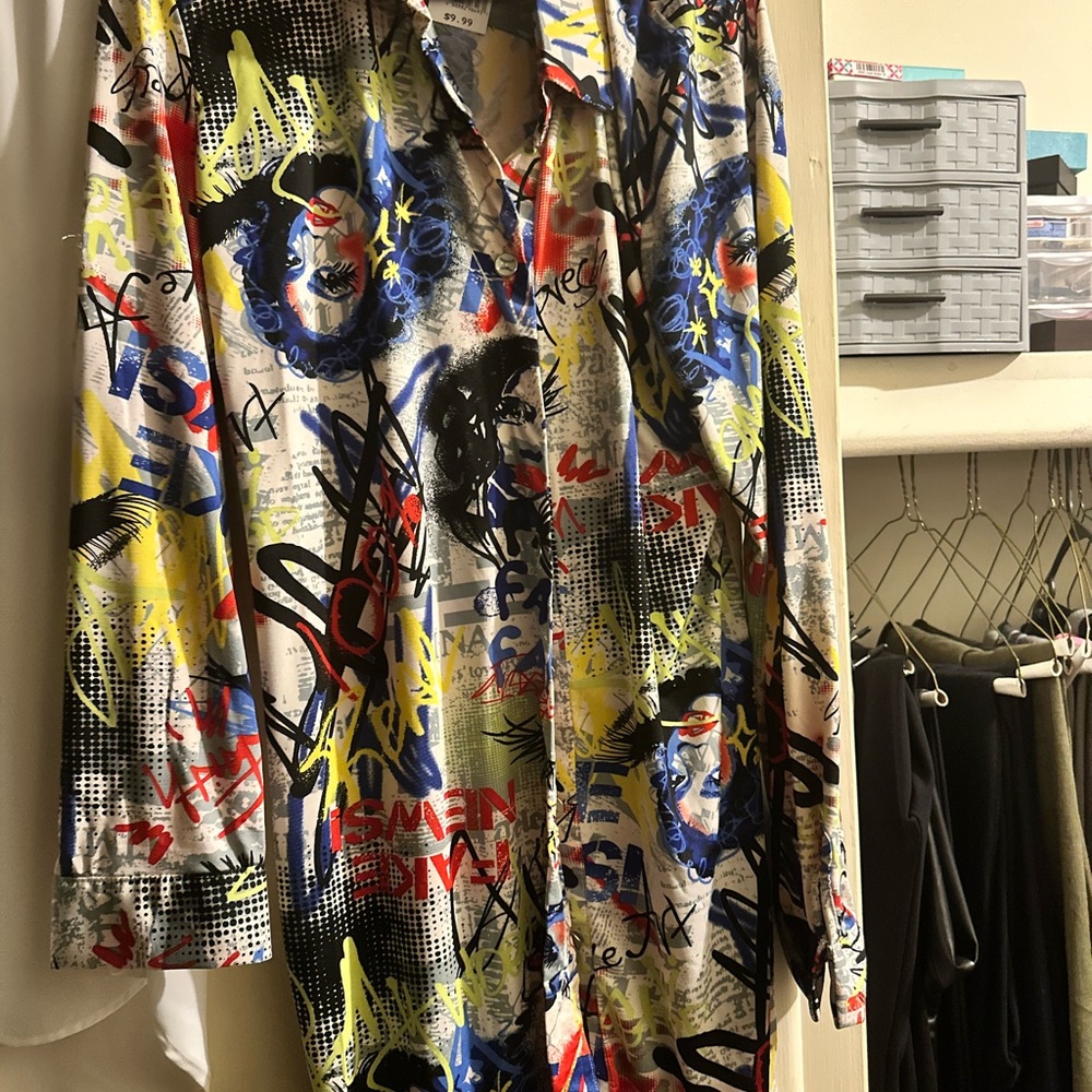 Chic Red and Black Blouse with Tropical Patterns